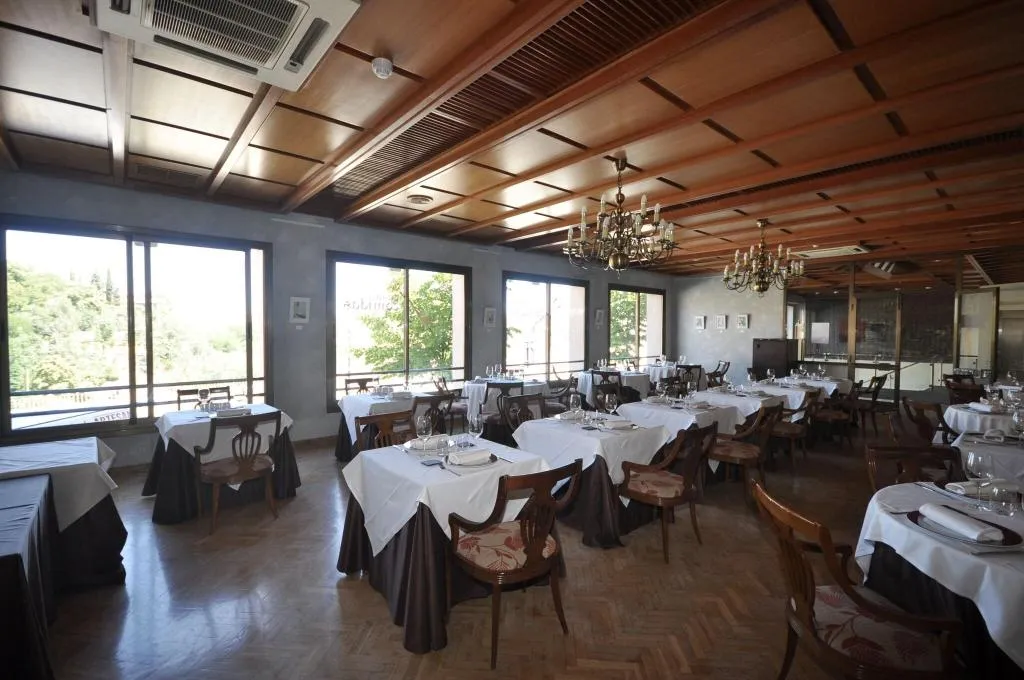 Restaurant, ELE Acueducto, Madrid