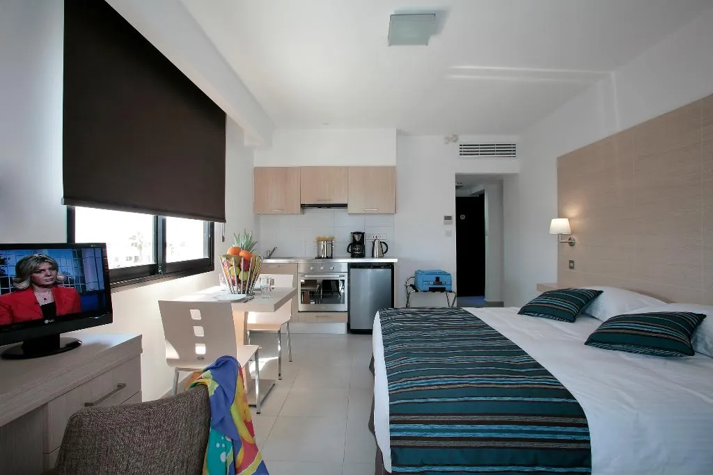 Room, Anemi Hotel & Suites, Cyprus