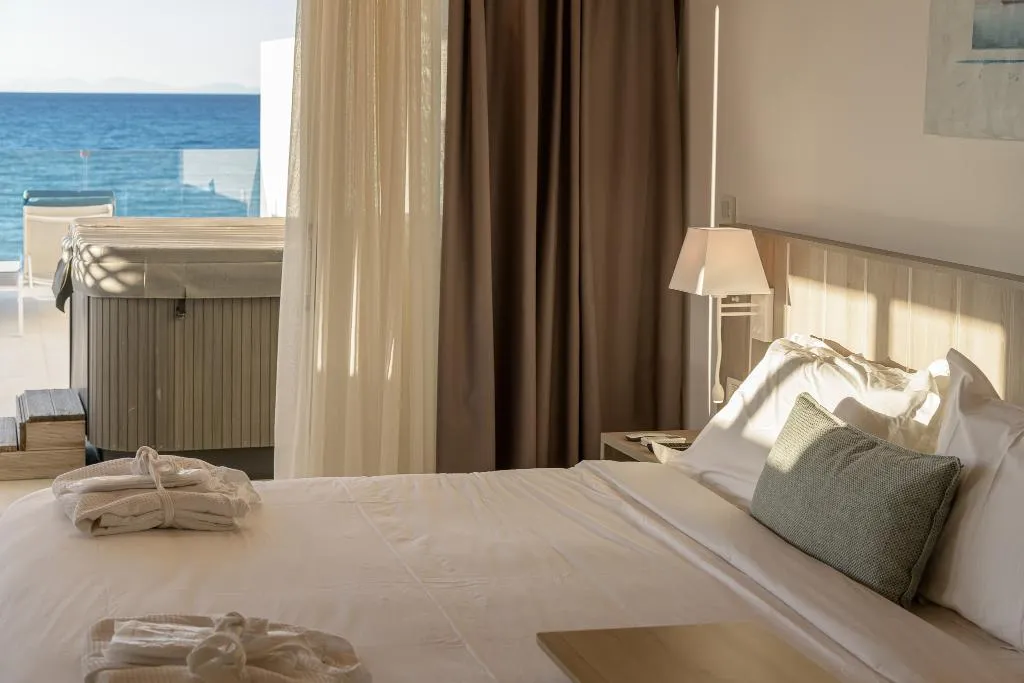SUITE LUXURY Room, Iakinthos, Tsilivi Beach, Zante