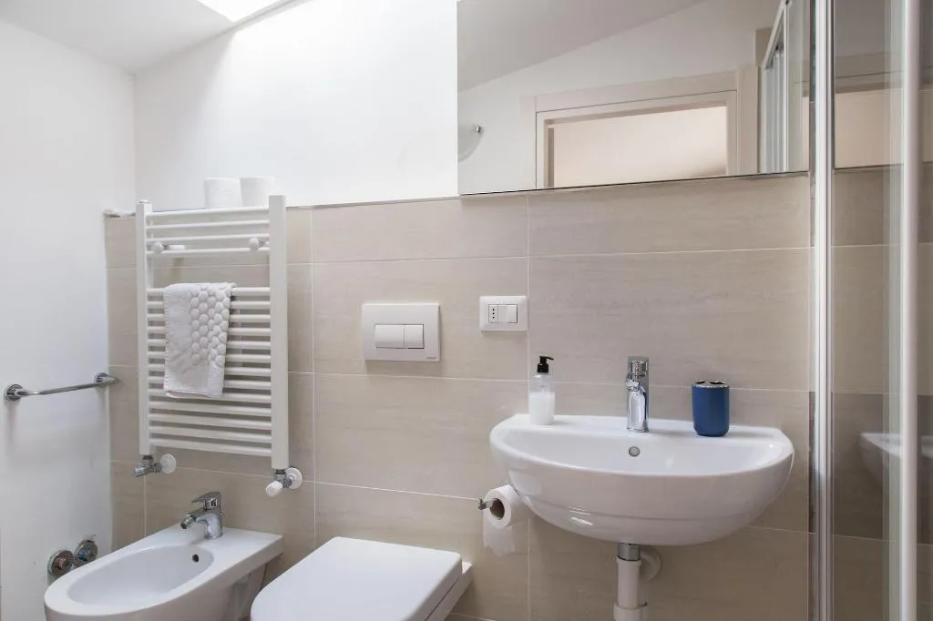 Room, Centrale B B, Florence