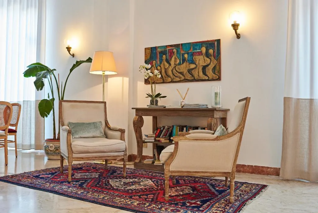 Lobby, Punta Nord-Est, Palermo