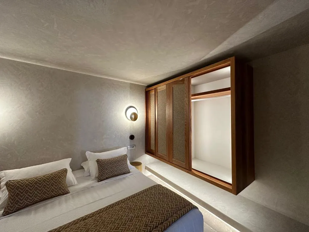 SUITE TWO BEDROOMS Room, Victoria Caves, Santorini