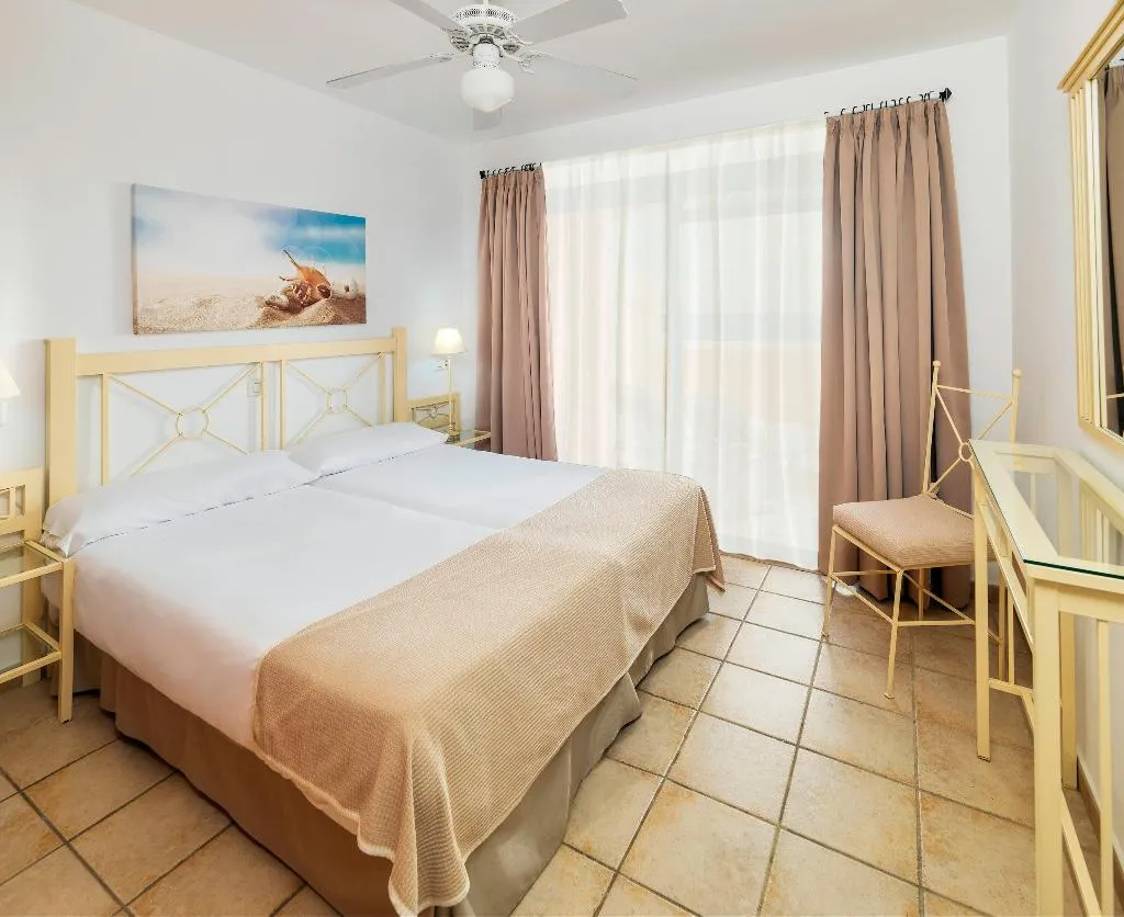 APARTMENT ONE BEDROOM Room, Sol Sun Beach Apartamentos, Tenerife