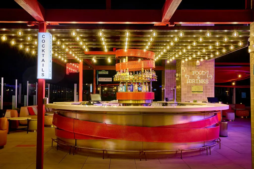 Terrace, Hard Rock Hotel Madrid, Madrid