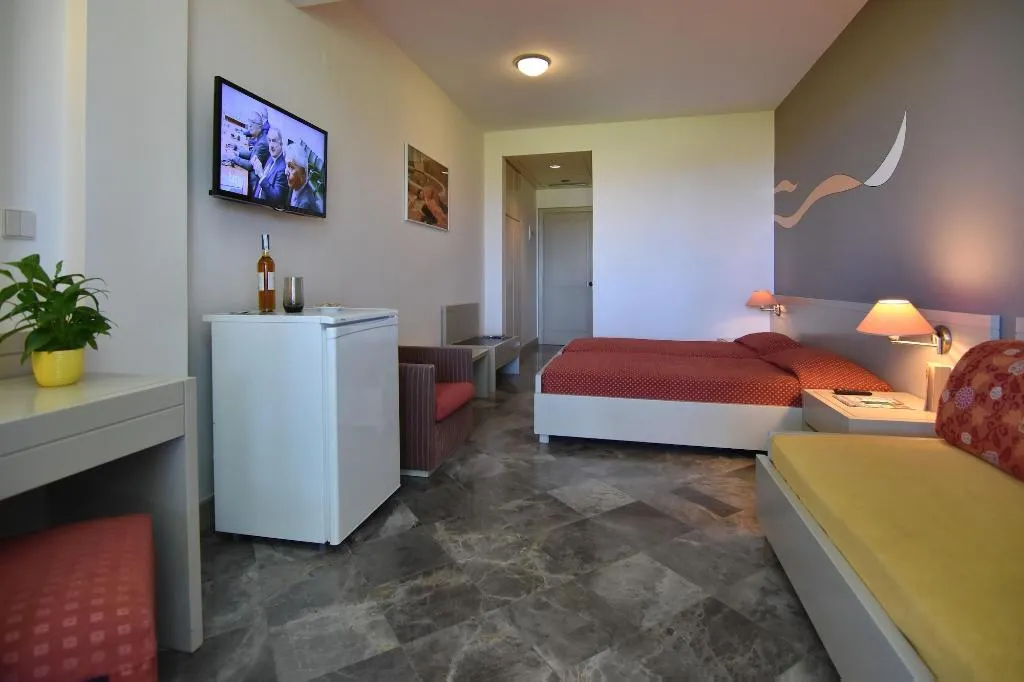 Room, Mantenia Hotel, Crete