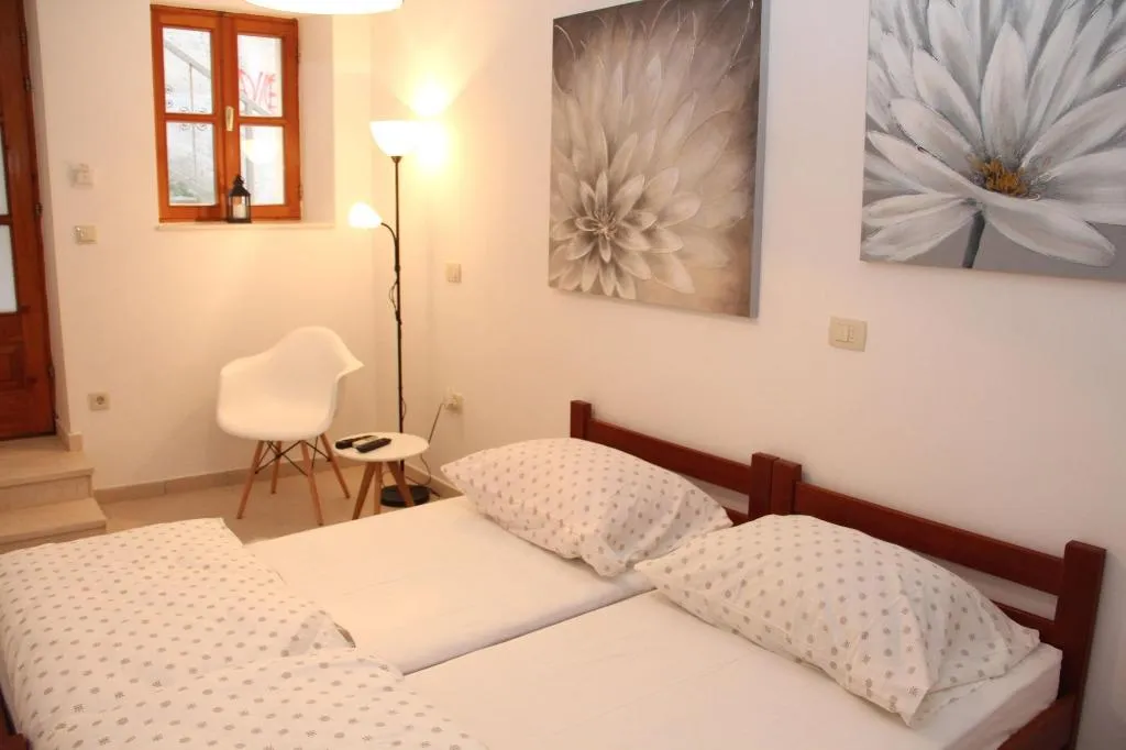 Room, Old Theatre Rooms And Apartments, Split
