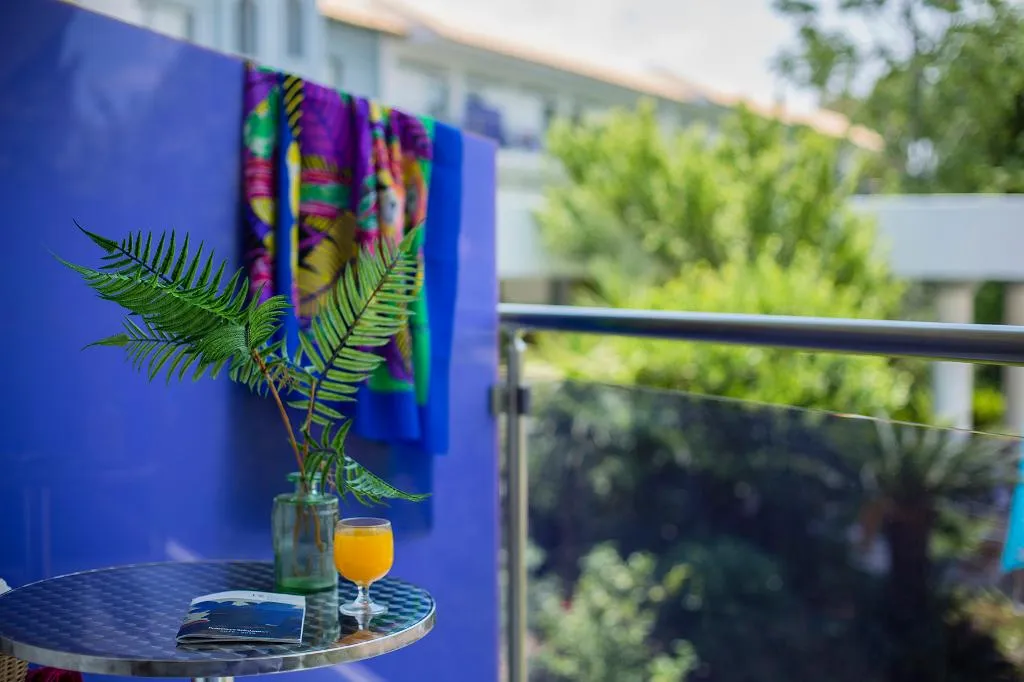 Double or Twin GARDEN VIEW Room, Golden Coast, Athens