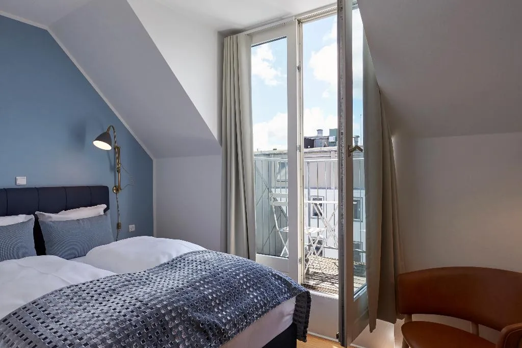 DOUBLE BASIC Room, Copenhagen Strand, Copenhagen