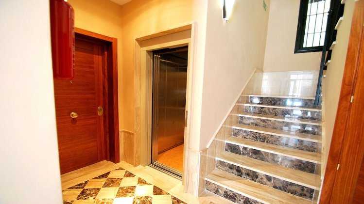 Living-sevilla Apartments Maestranza, Seville