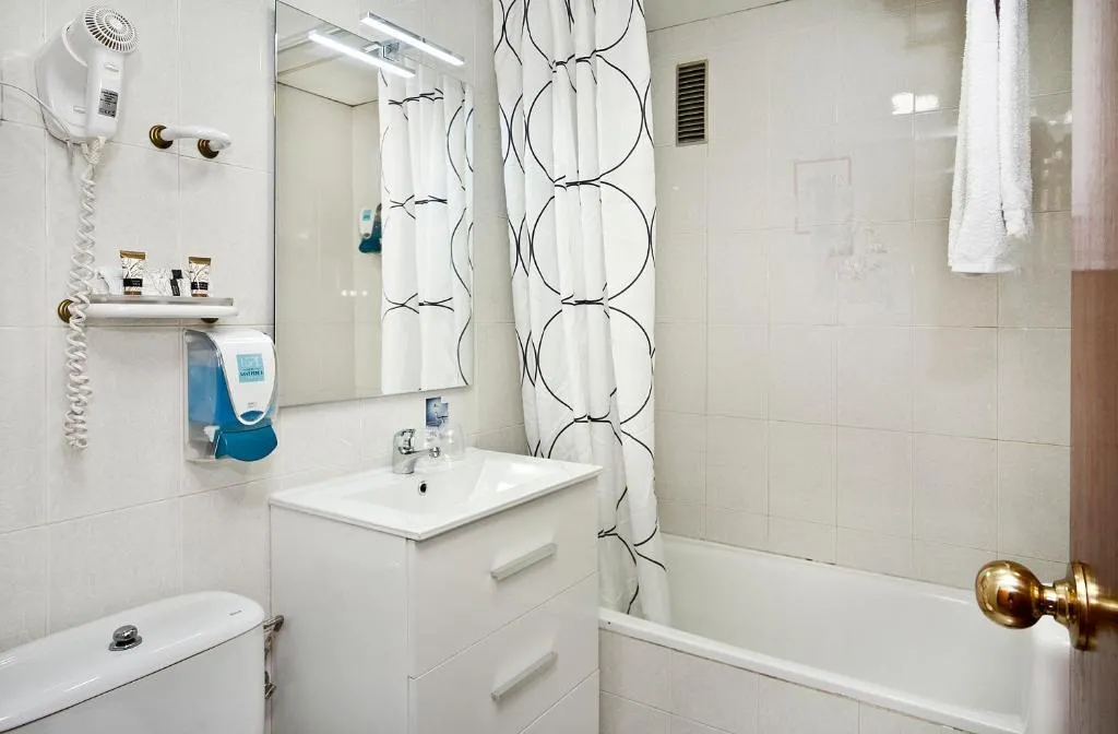 TWIN STANDARD Room, Sant Pere II Hotel, Barcelona