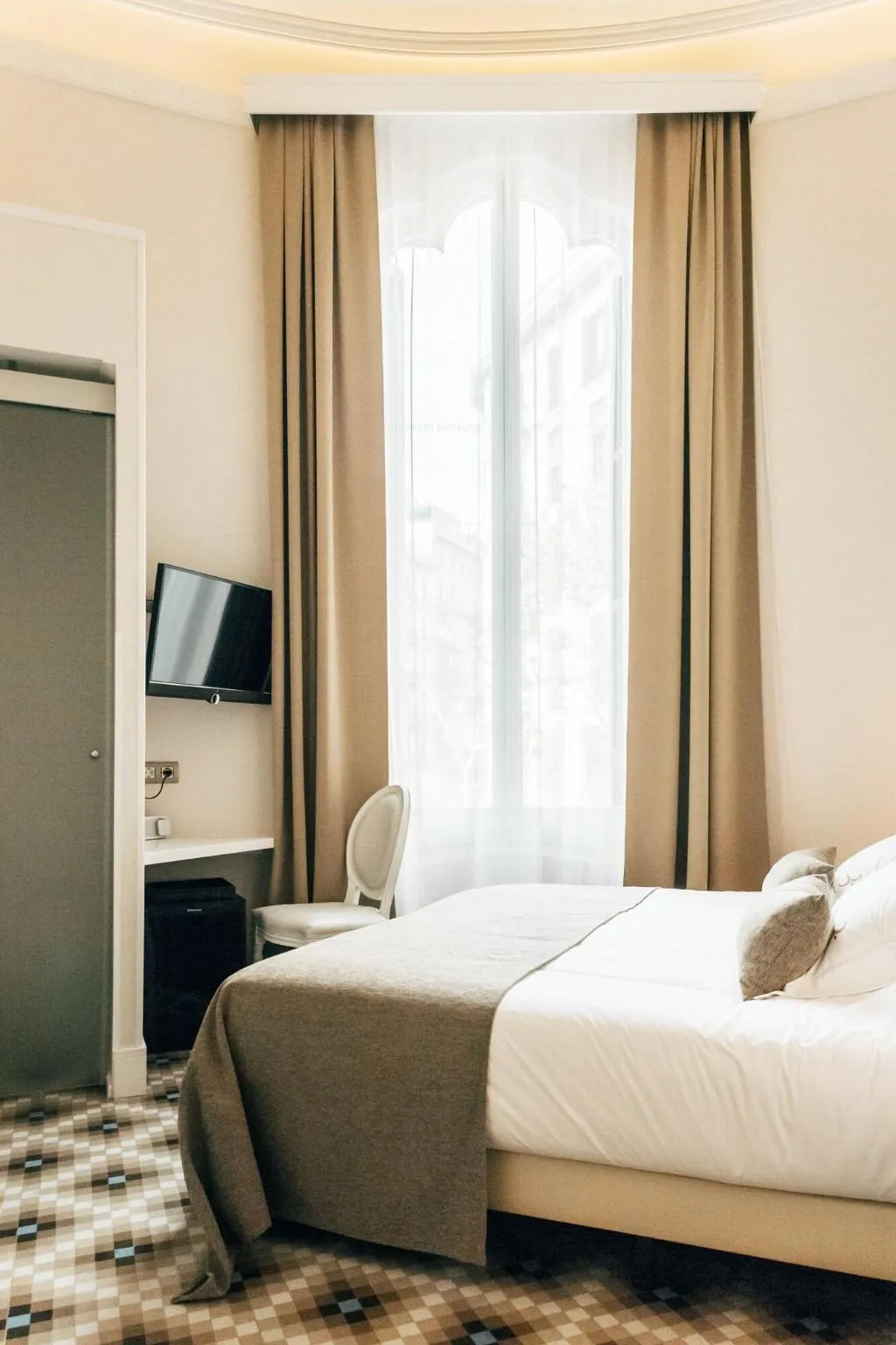 Room, Anakena House Modernist Bed And Breakfast, Barcelona