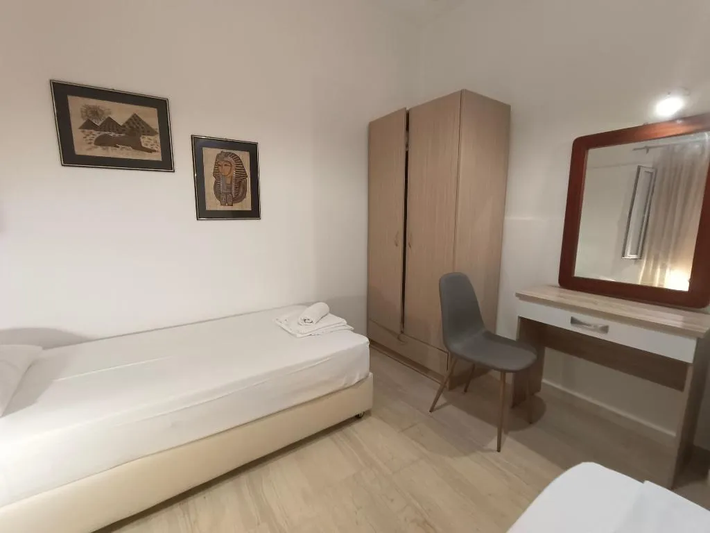 TRIPLE COMFORT Room, Albatross Apartments, Crete