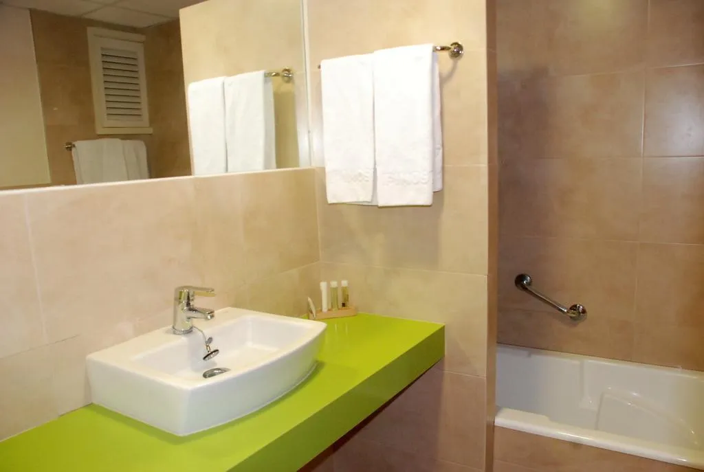 Room, Pinos Playa Hotel, Majorca