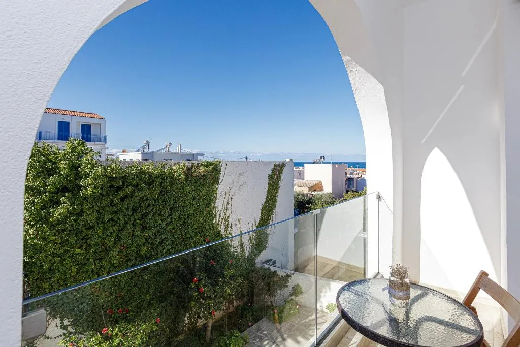 STUDIO SIDE SEA VIEW Room, Kasteli Studios & Apartments, Crete