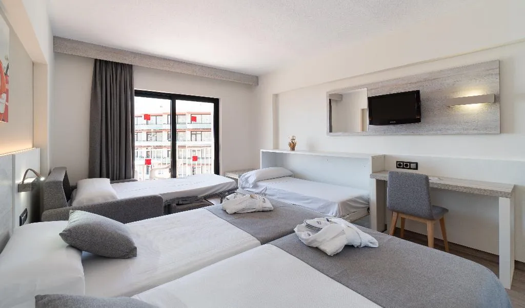 Double or Twin SUPERIOR Room, Medplaya Bali, Costa Del Sol