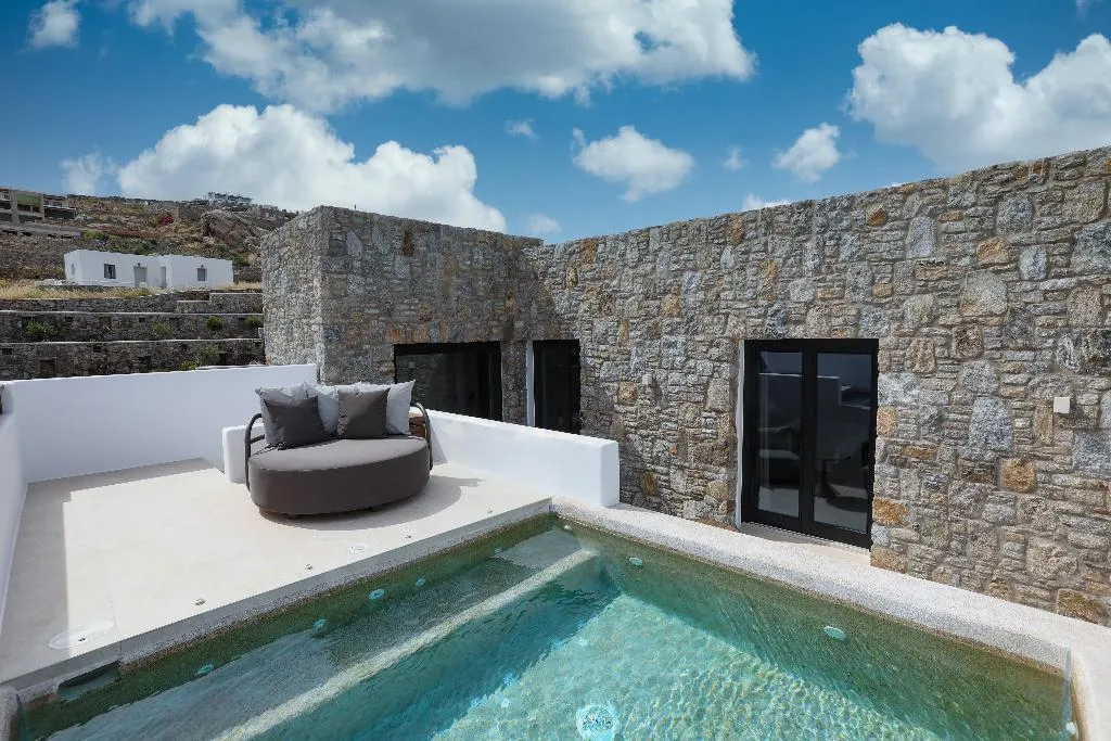SUITE SEA VIEW WITH PRIVATE POOL Room, Aeonic Suites & Spa, Mykonos