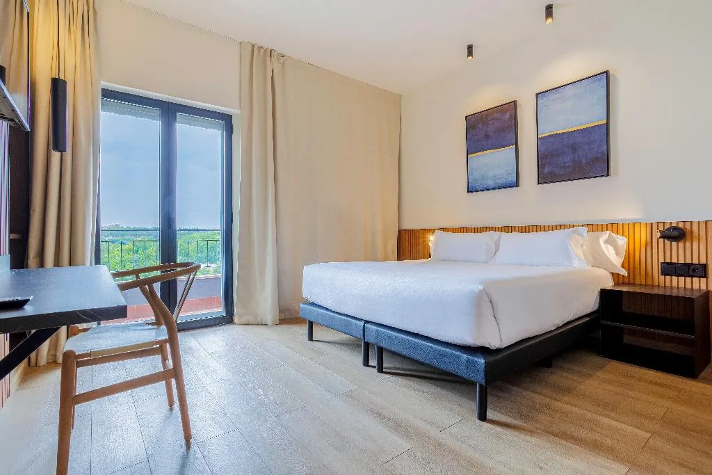 DOUBLE SINGLE USE STANDARD Room, Acta Madfor Hotel, Madrid