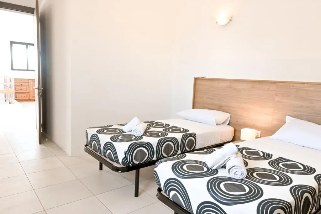 TWIN WITH TERRACE Room, 7Mediterrenea  Villa, Malta