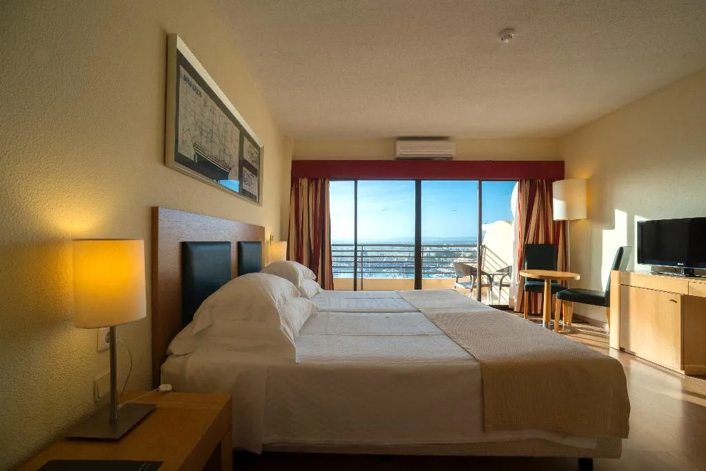 FAMILY ROOM CLASSIC Room, Vila Gale Marina, Algarve
