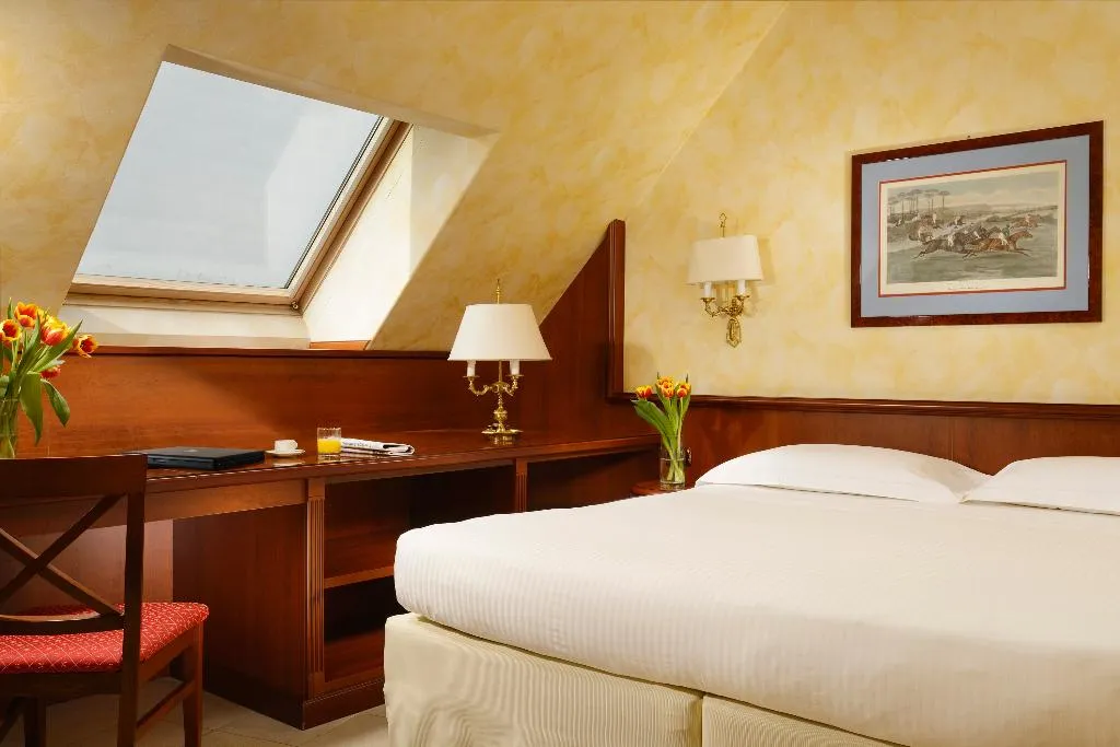 DOUBLE SUPERIOR Room, Hotel & Residence Linea Uno, Milan