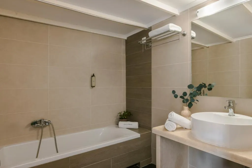 SINGLE GARDEN VIEW Room, Century Resort, Corfu