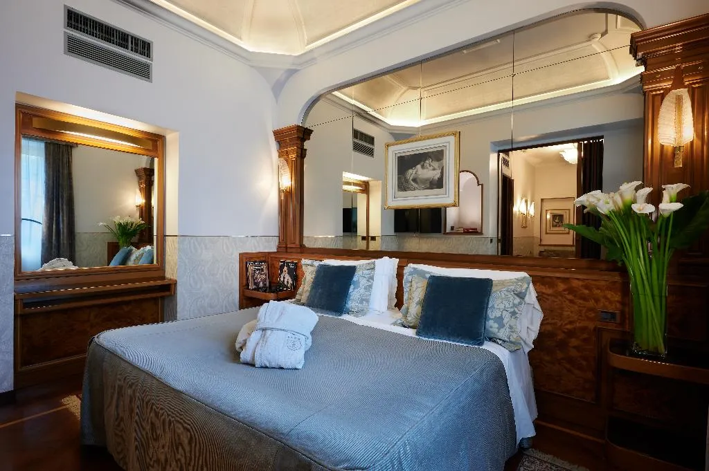 JUNIOR SUITE STANDARD Room, Farnese, Rome