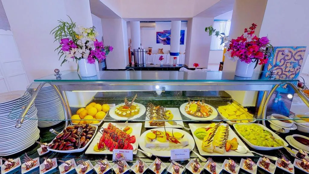 Restaurant, Wadi Lahmy Azur Resort, Red Sea Riviera