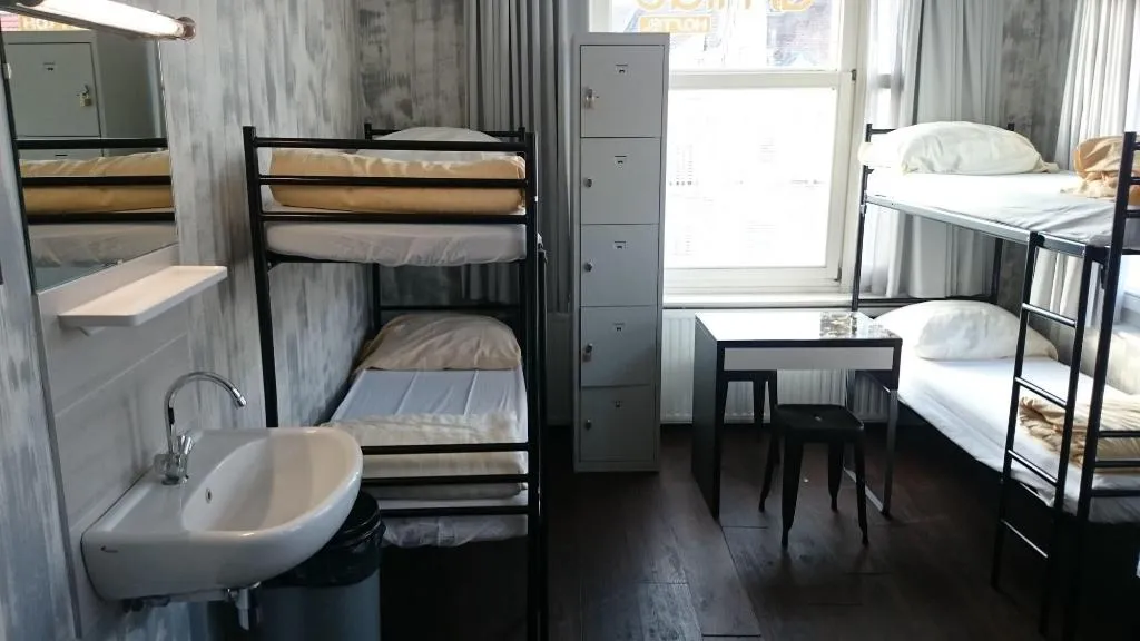 Room, Amigo Budget Hostel, Amsterdam