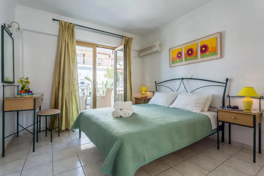 STUDIO CAPACITY 2 Room, Ritsa Apartments, Skiathos