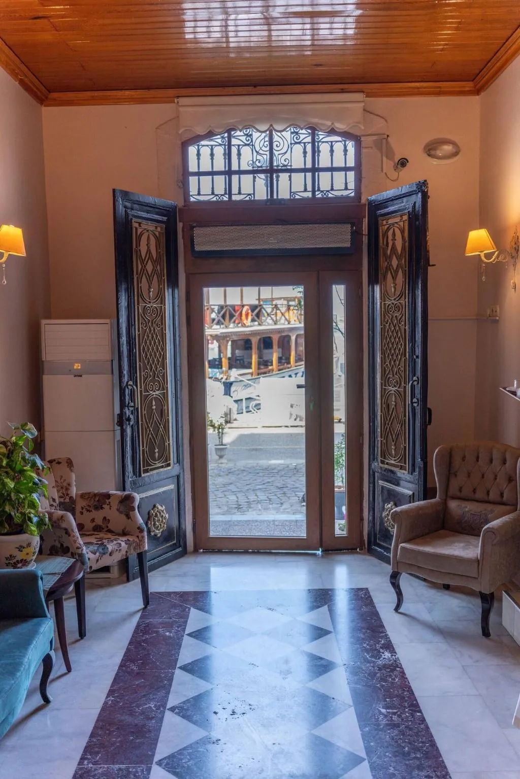 Lobby, Hotel Karacam, Izmir