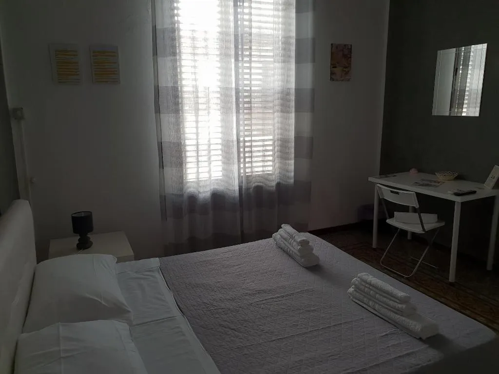 Room, B&B Royal palermo, Palermo