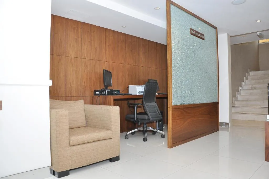 Conferences, Phoenix Plaza Hotel Apartments, Abu Dhabi