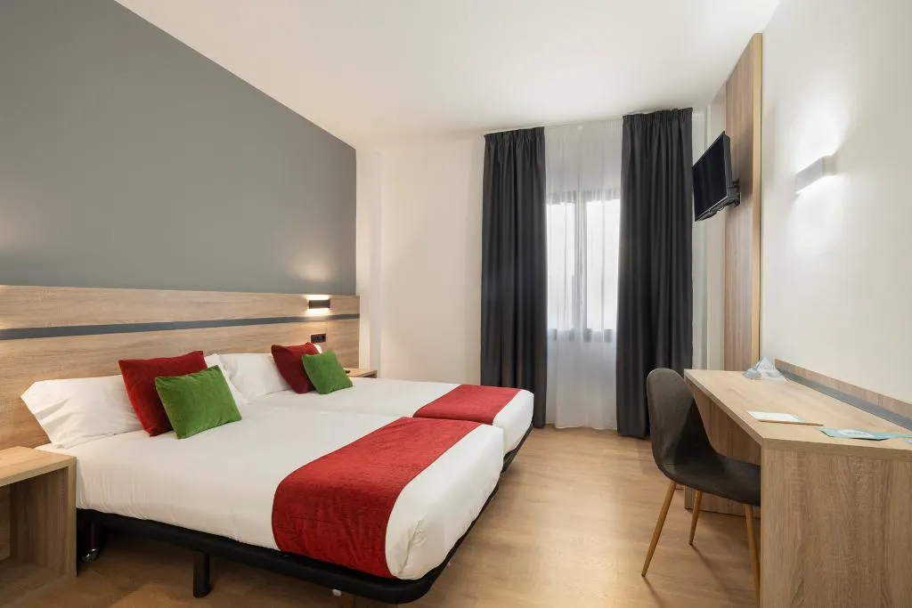 DOUBLE ECONOMY Room, Alda Malvasia, Valencia