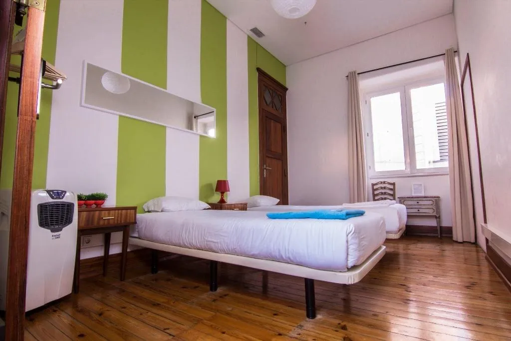Room, Sunset Destination Hostel, Lisbon