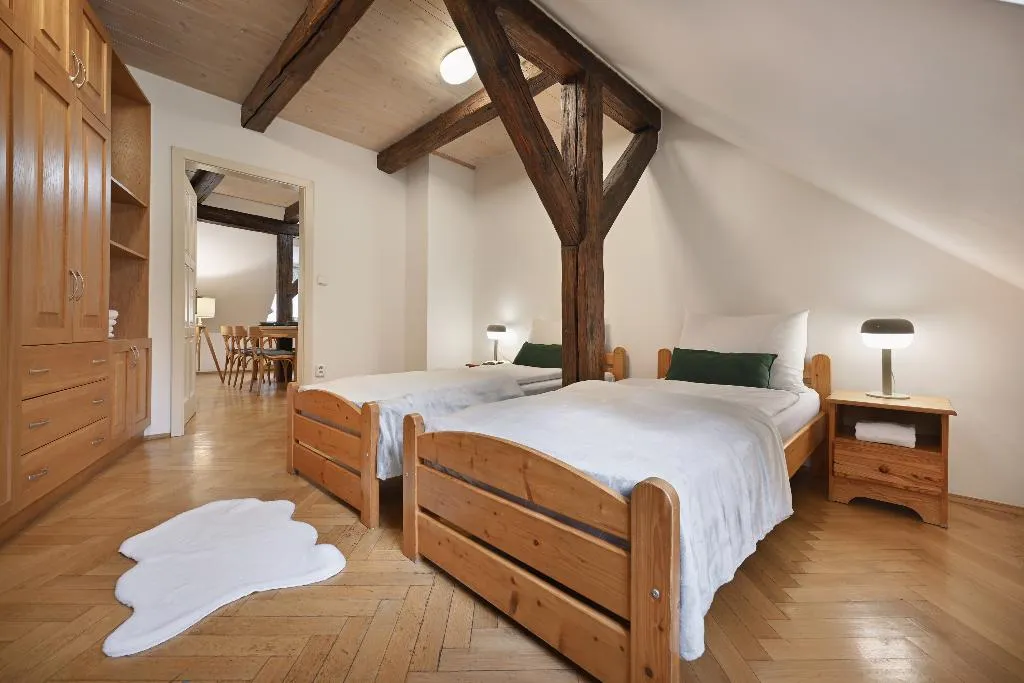 APARTMENT CAPACITY 8 THREE BEDROOMS Room, Boutique Apartments White Swan, Prague