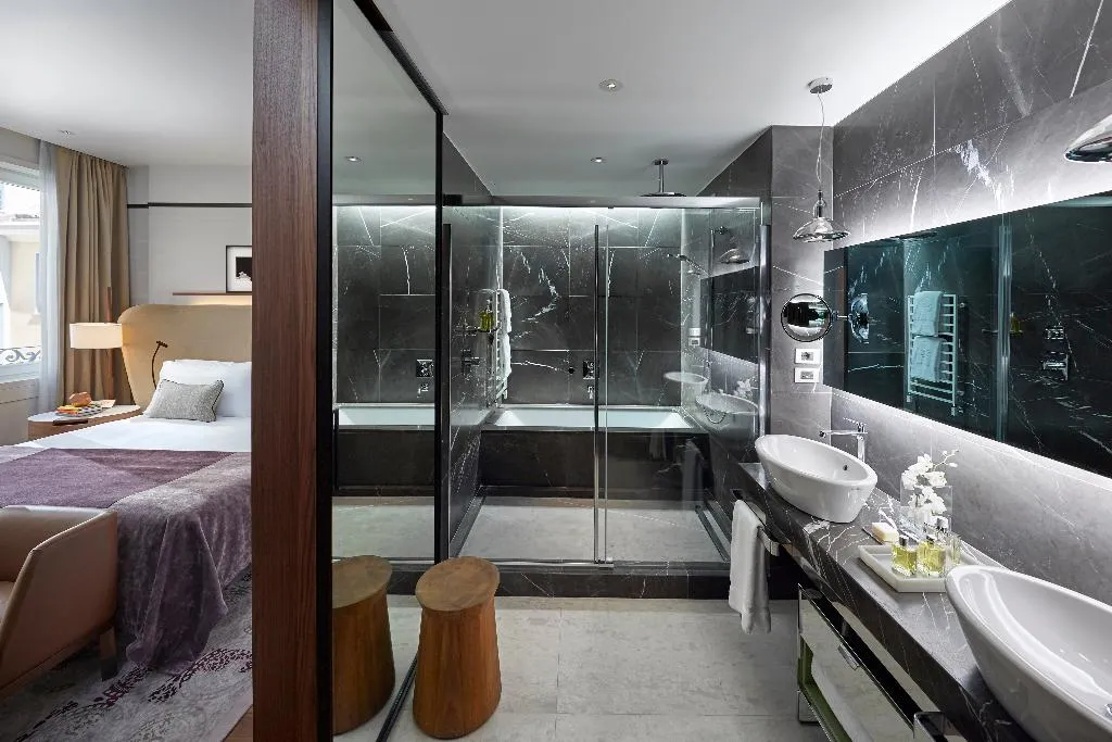SUITE EXECUTIVE Room, Mandarin Oriental Milan, Milan