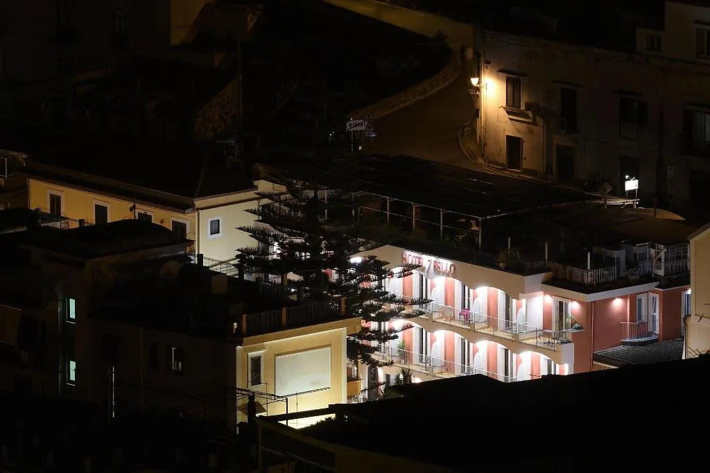 General view, Hotel Settebello, Naples