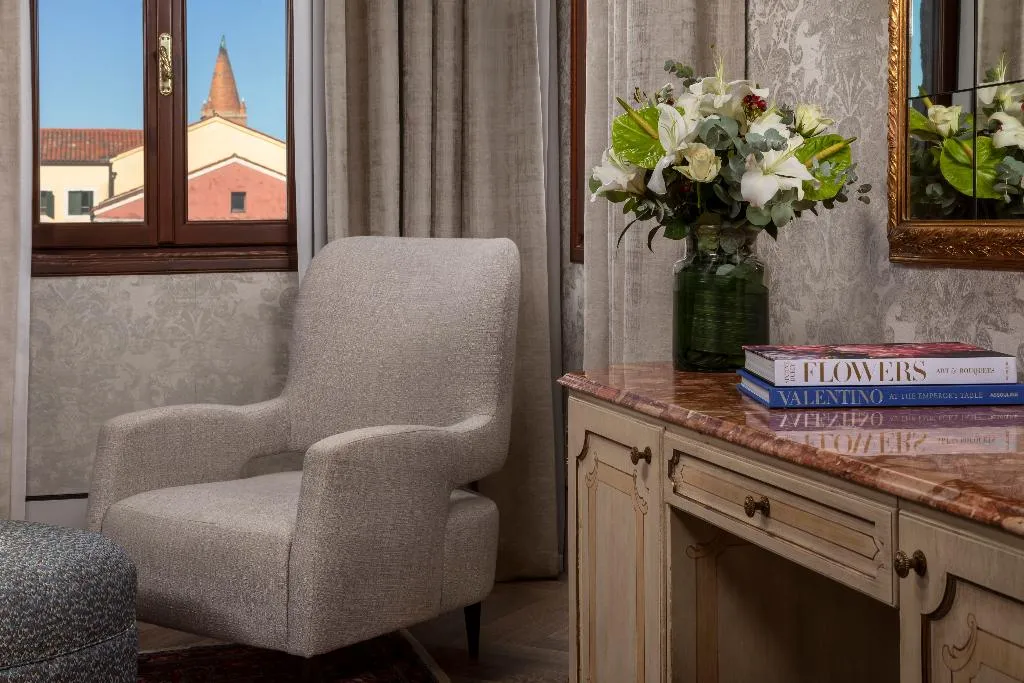 DOUBLE DELUXE Room, NH Collection Venezia Grand Hotel Palazzo dei Dogi, Venice