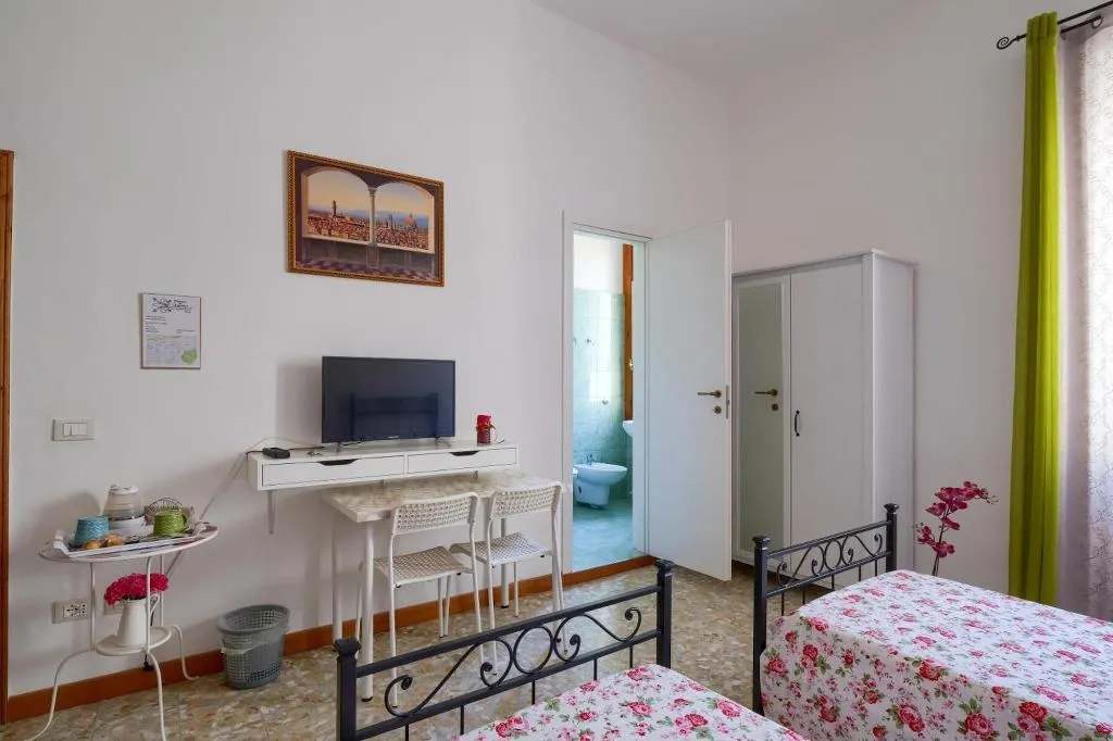 Room, Dimora Del Magnifico, Florence