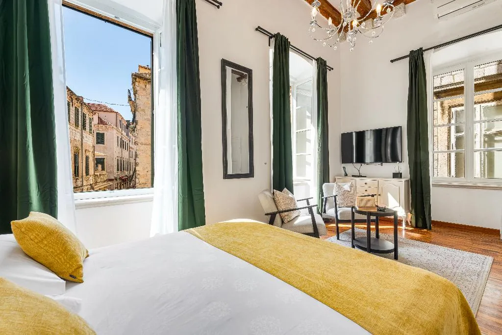 SUITE DELUXE Room, Palmotta Palace, Dubrovnik