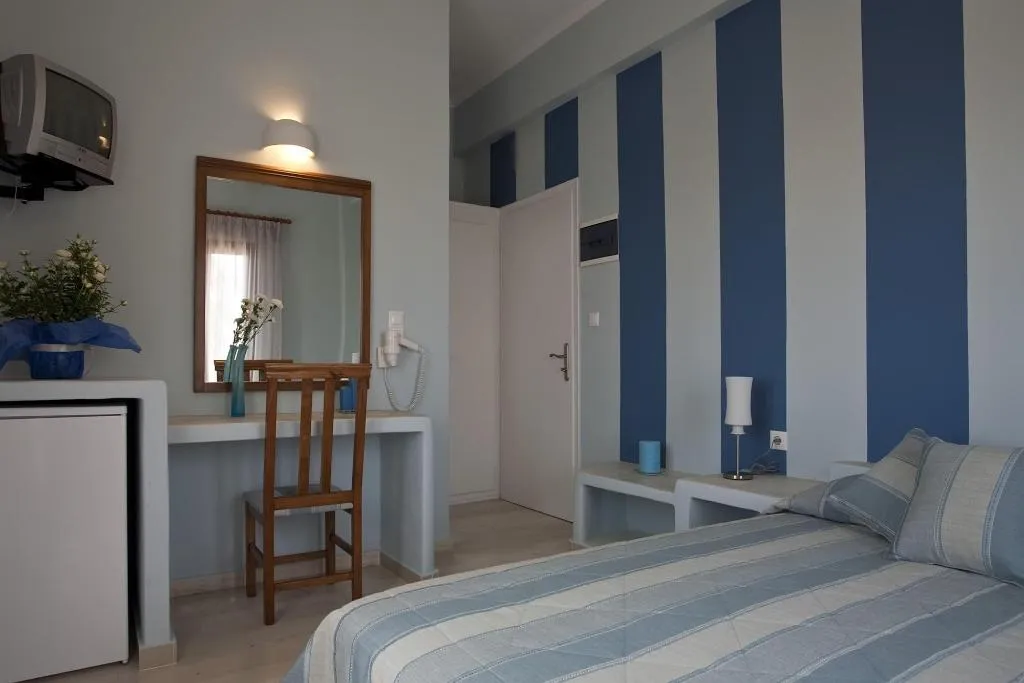 Room, Anamnesis Spa Luxury Apartments, Santorini
