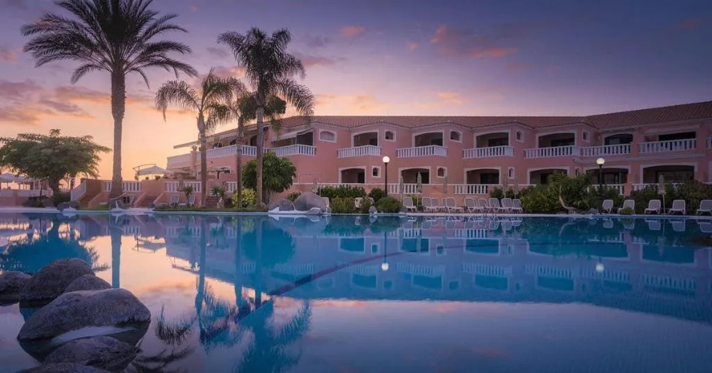 Pool, Sol Sun Beach Apartamentos, Tenerife