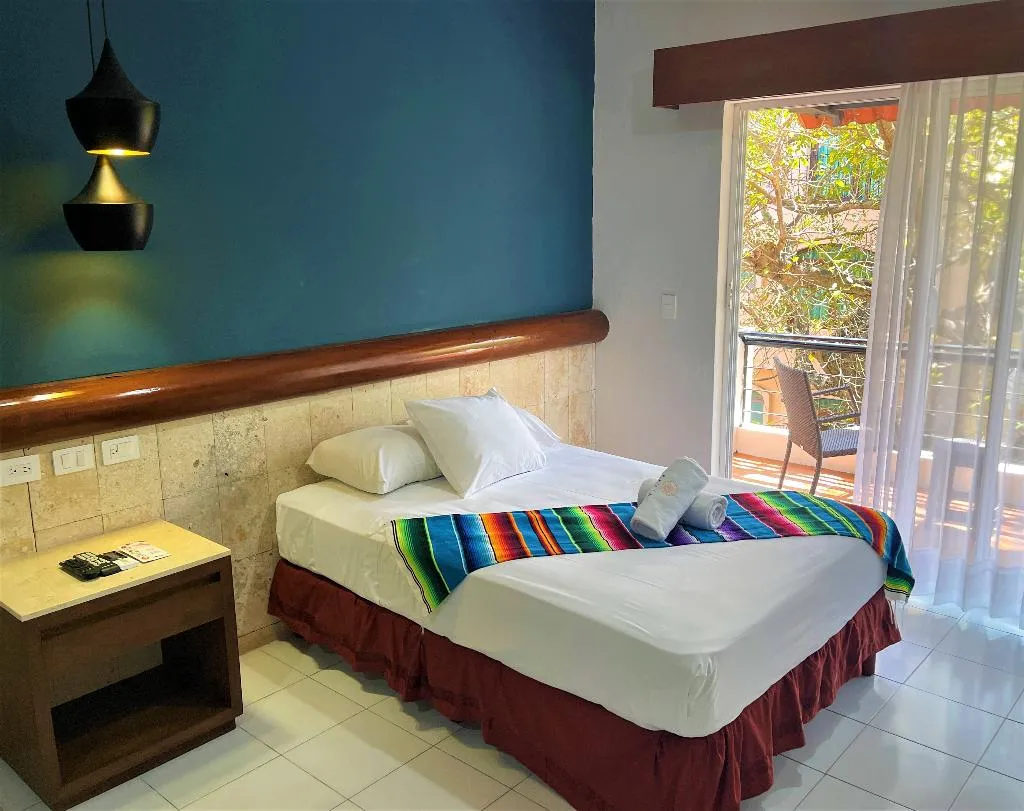 DOUBLE STANDARD Room, Mariachi By Kavia, Playa Del Carmen