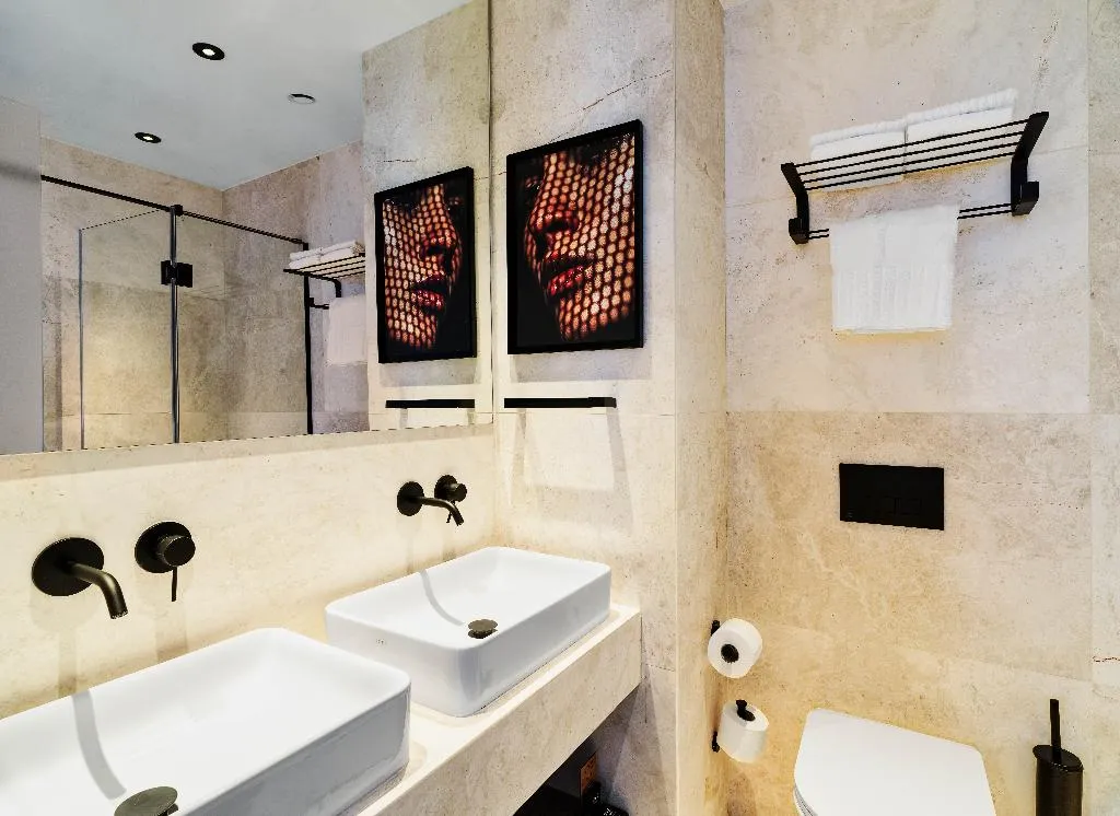 SUITE EXECUTIVE Room, NYX Hotel Limassol, Cyprus