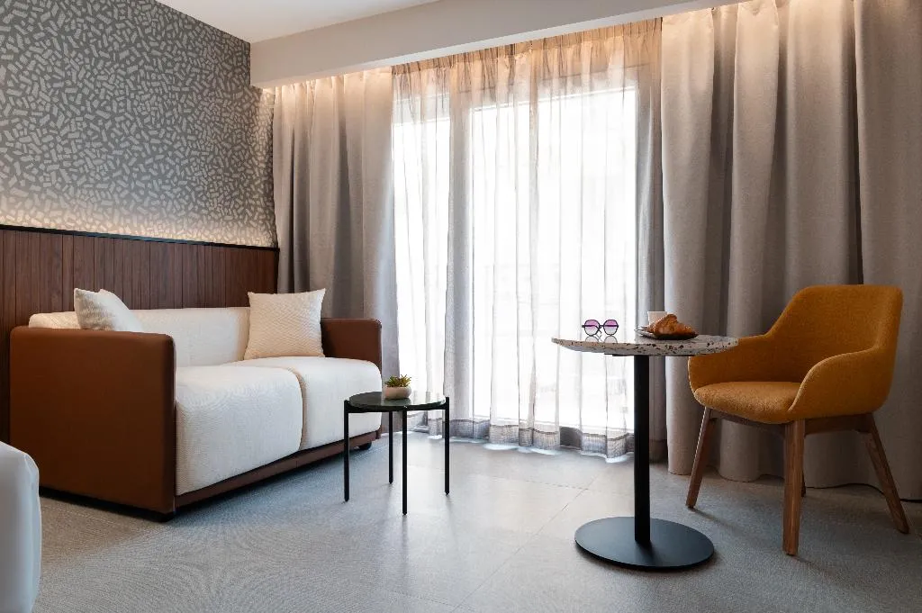 DOUBLE WITH DOUBLE BED Room, Novotel Malta Sliema, Malta