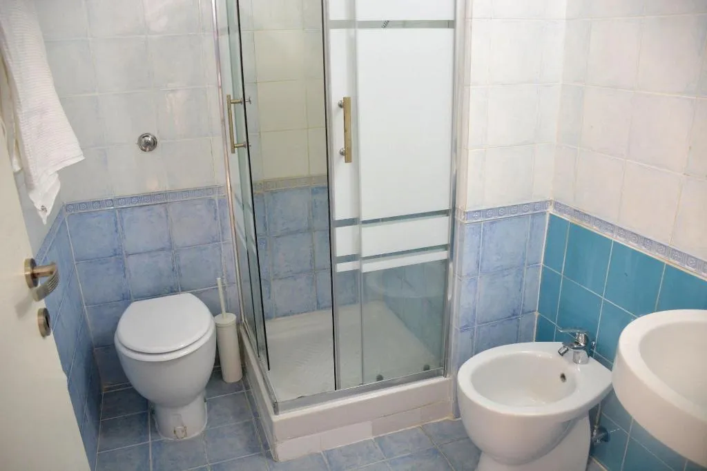 Room, Roma Hotel Srls, Naples