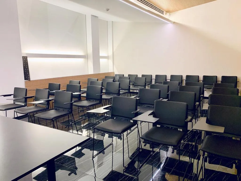 Conferences, La Bussola, Catania