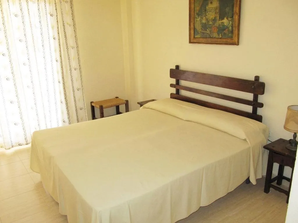 Room, Flandria, Costa Dorada