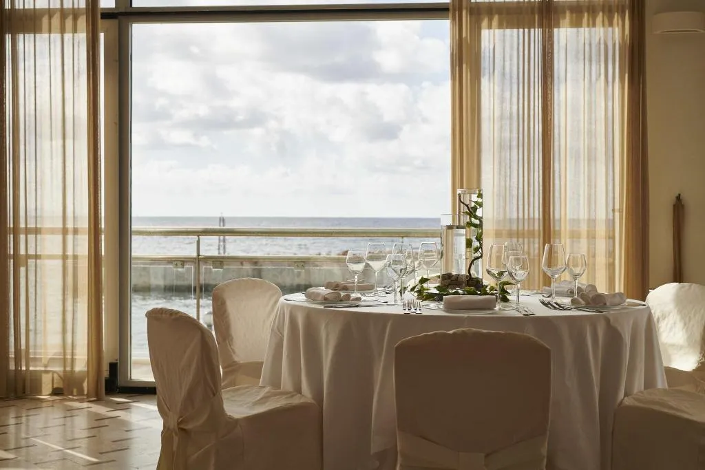 Restaurant, Tirreno Hotel, Palermo