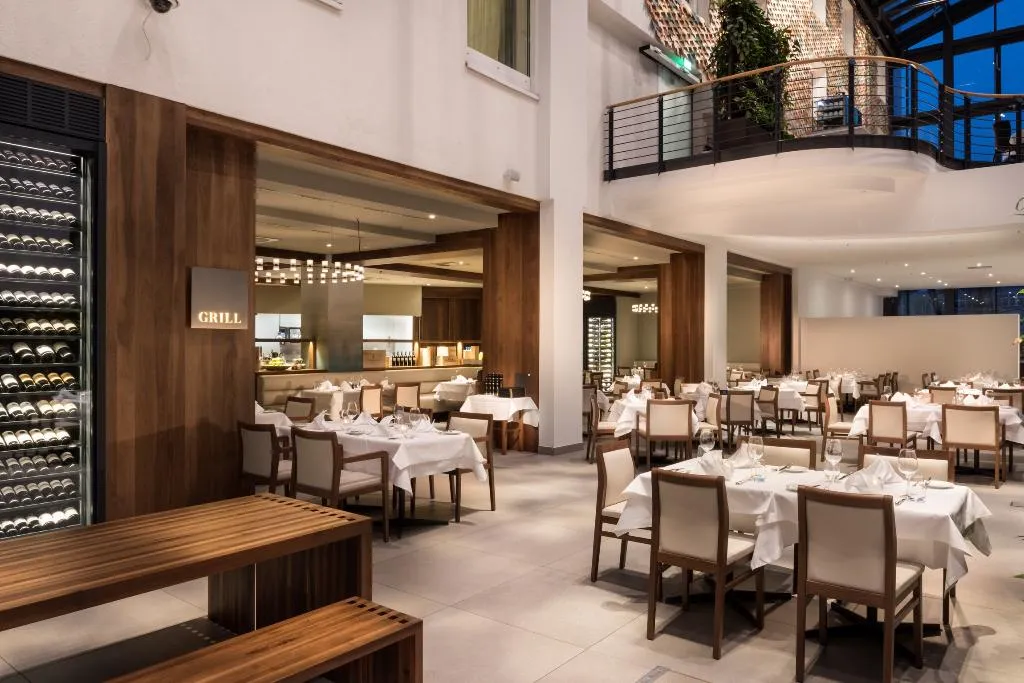 Restaurant, Estrel Hotel Berlin, Berlin